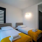 Slotvin Apartament *